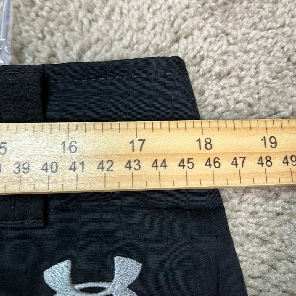 Under Armour Shorts Mens 36 Black Stretch Waistband‎ Reflective Vented Athletic